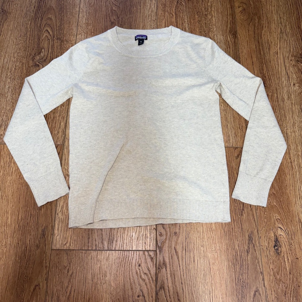 Patagonia Crewneck Sweater Oatmeal Cream Long Sleeve Womens XS Minimalist casual